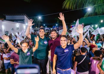 ORLEANS BRANDÃO AFIRMA QUE VAI IMPLANTAR RESTAURANTE POPULAR PARA ATENDER COMUNIDADES DO POLO OLHO D’ÁGUA DURANTE ATO NA DIVINÉIA