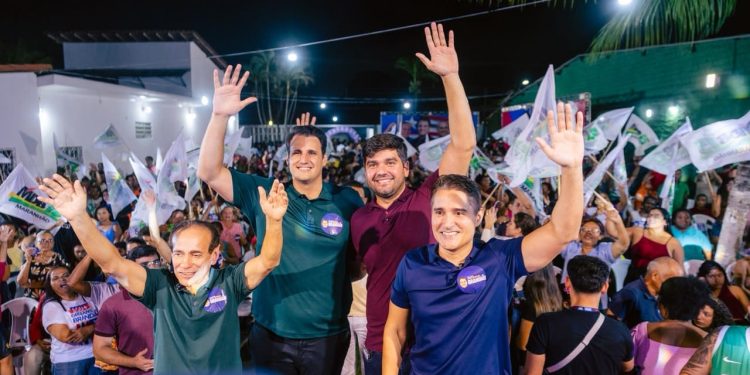 ORLEANS BRANDÃO AFIRMA QUE VAI IMPLANTAR RESTAURANTE POPULAR PARA ATENDER COMUNIDADES DO POLO OLHO D’ÁGUA DURANTE ATO NA DIVINÉIA