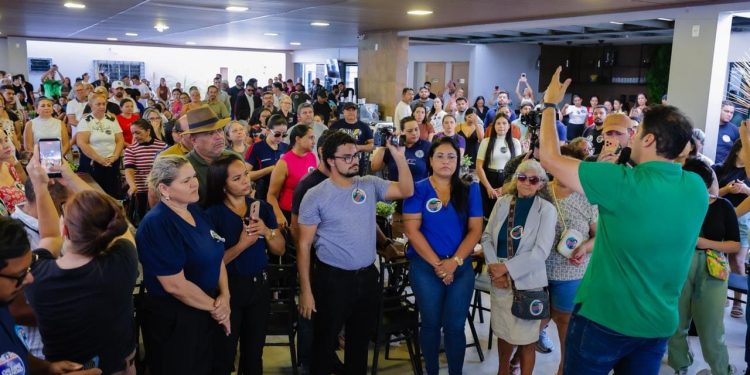 ESTREITO, ORLEANS BRANDÃO DESTACA AÇÕES NA SAÚDE DO MUNICÍPIO E GARANTE AMPLIAR PARA MIL O NÚMERO DE CADEIRAS DE HEMODIÁLISE NO ESTADO