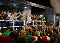 COM MAIS DE 20 MIL PESSOAS NAS RUAS, PRESIDENTE DUTRA ABRAÇA ORLEANS BRANDÃO EM GRANDE ARRASTÃO