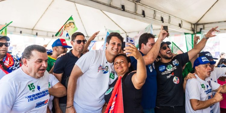 ORLEANS BRANDÃO MOBILIZA CARREATA EM SÃO PEDRO DA ÁGUA BRANCA E ANUNCIA NOVOS INVESTIMENTO PARA A REGIÃO TOCANTINA