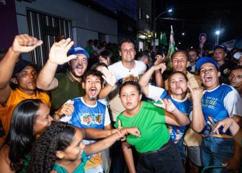 EM CLIMA DE VITÓRIA COLINAS ABRAÇA ORLEANS BRANDÃO E TRANSFORMA ARRASTÃO EM DEMONSTRAÇÃO DE FORÇA NO SERTÃO MARANHENSE